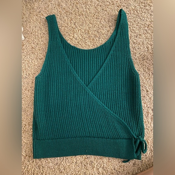 VINCE green tank top - Picture 2 of 3